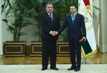 Эмомали Рахмон вручил погоны и госнаграды (фото)