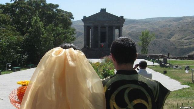 AFC2A908-019F-4282-9484-17F4F85B9AD3_w1023_r1_s