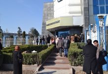 Банки в Таджикистане два года не отдают деньги клиентам (видео)