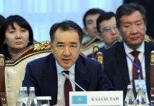 В Казахстане после трагедии в Кемерово проверят все торговые центры