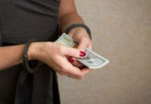 Жительница Худжанда подозревается в мошенничестве на сумму $46200