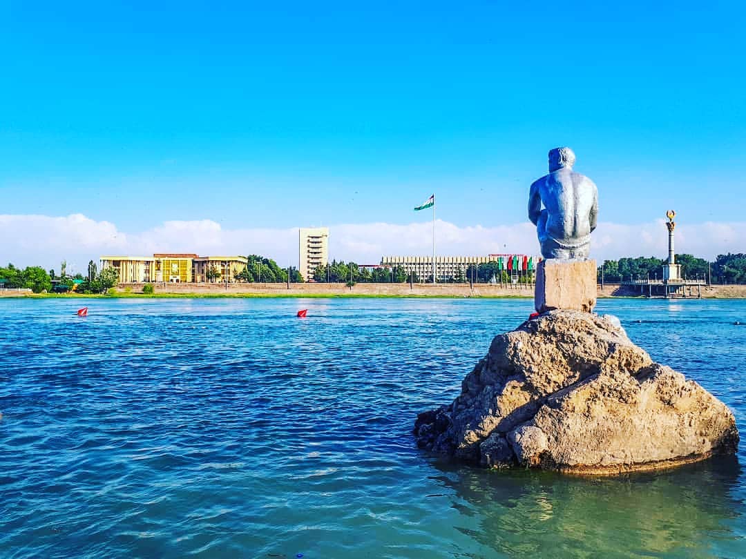 35540243_404761256670755_2217705238008168448_n