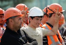 Мигрантам напомнили о приближающемся сроке легализации пребывания в России трудовые мигранты в России