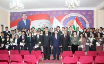 НДПТ поддержит молодую поэтессу