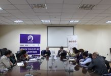 Экспертная встреча, организованная IWPR, выявила проблемы журналистики в Таджикистане