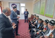 Ветеранам ВОВ вручается единовременная помощь от президента страны