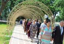 Образцовые семьи встретились в «Зардолузоре»