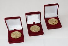 Худжанд: Девять учеников претендуют на получение медалей