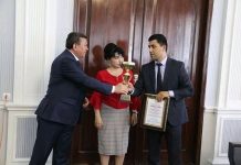 Молодой изобретатель Худжанда получил Кубок Академии наук Таджикистана