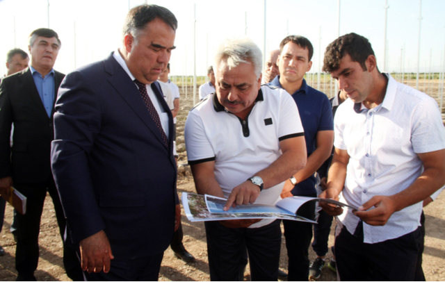 Раджаббой Ахмадзода