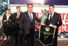 Вторую двадцатидневку выиграли хлопкоробы Бободжонгафуровского района