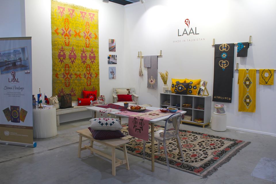 Таджикский бренд «LA’AL Textiles» впервые презентовал свою продукцию на Dubai Design Week 2019