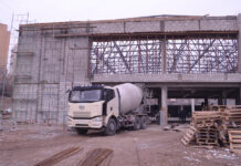 В Мевагуле строится крупный торговый центр