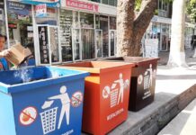 Жителей Худжанда просят выносить мусор в установленные часы