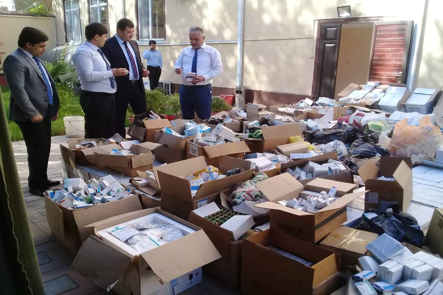 В Согде уничтожена очередная партия просроченных лекарств