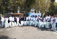 Более 50 мешков мусора собрали на акции, посвященной «Дню реки Сырдарья»