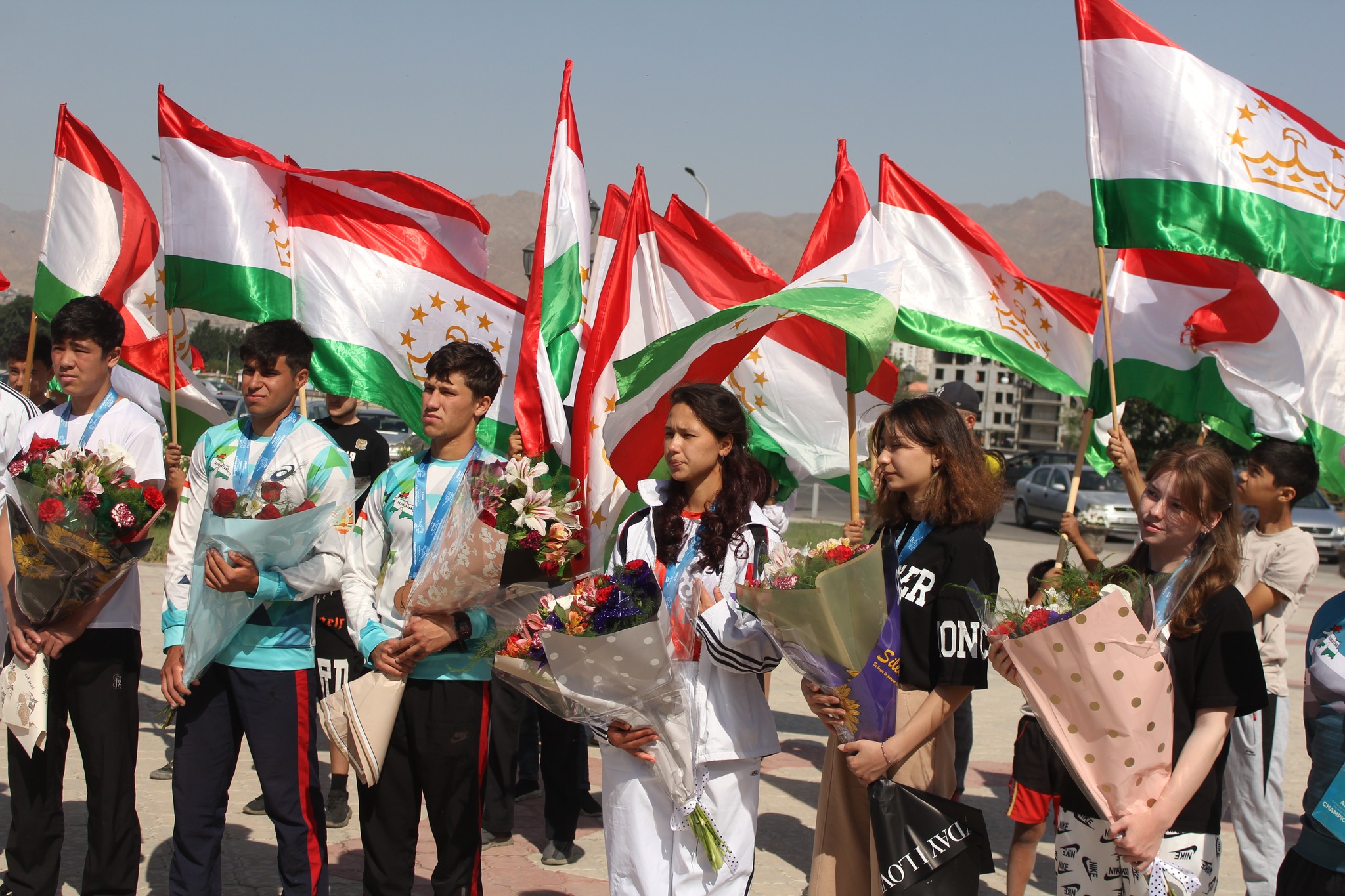 Худжандские каноисты завоевали в Самарканде почетные места