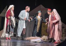 В театре Худжанда прошел пробный просмотр «Проделок Майсары» (ФОТО)