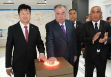 Президент открыл шахту и новые соцобъекты в Исфаре