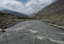 В Таджикистане ожидается повышение уровня воды в реках и сохраняется угроза лавин