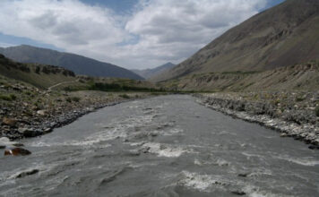 В Таджикистане ожидается повышение уровня воды в реках и сохраняется угроза лавин